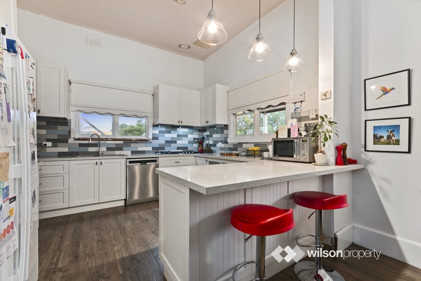 Click to view all images 23-25 Hill Street Toongabbie VIC 3856 - Image 2