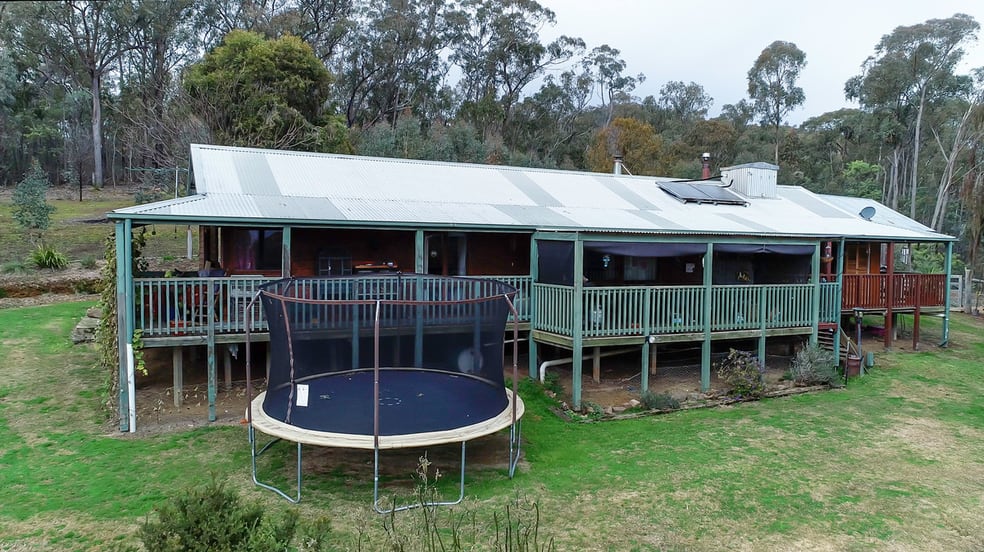 Click to view all images 350 Lake Buffalo Road Whitfield VIC 3733 - Image 2