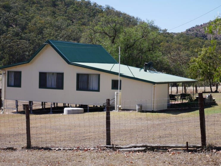325 ACRES GRAZING LIFESTYLE Bell QLD 4408 - Image 1