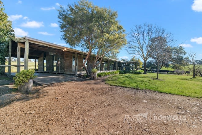 Click to view all images 140 Darktown Road Lurg VIC 3673 - Image 2