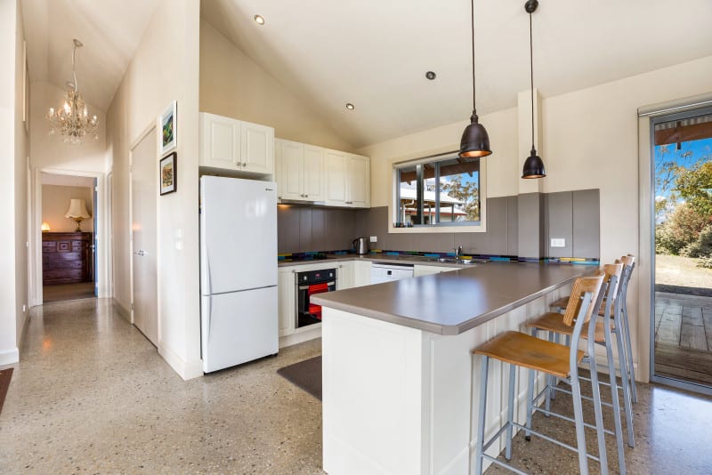 Click to view all images 160 Coppermine Road Heathcote VIC 3523 - Image 3