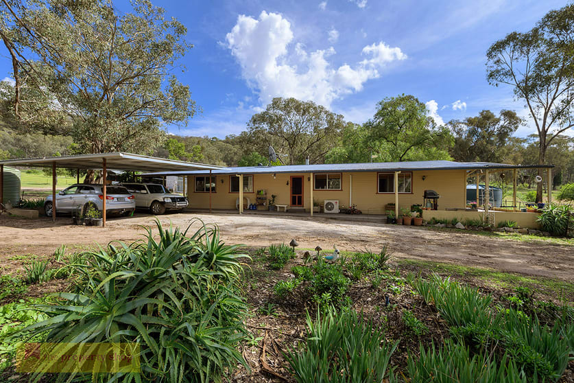 Click to view all images 352 Iron Barks Road Mudgee NSW 2850 - Image 2