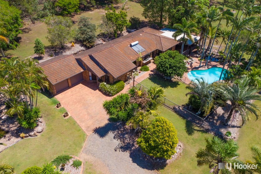 Click to view all images 53 Springacre Road Thornlands QLD 4164 - Image 1