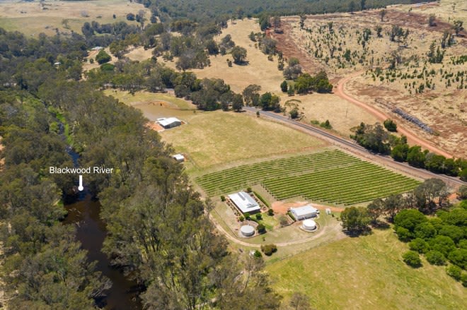 Click to view all images 10891 Brockman Highway (MARANUP) Bridgetown WA 6255 - Image 2