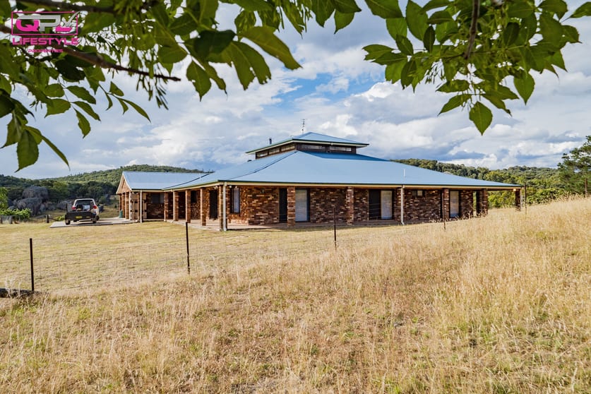 Click to view all images 902 Reids Flat Road Bigga NSW 2583 - Image 1