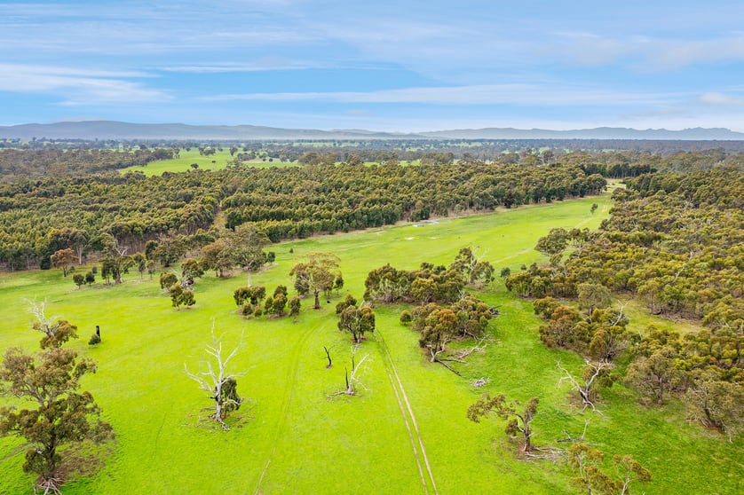 Click to view all images Smiths Road Balmoral VIC 3407 - Image 1
