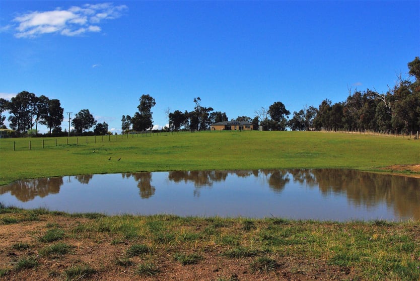 Click to view all images 70 Thomson Lane Seaton VIC 3858 - Image 3