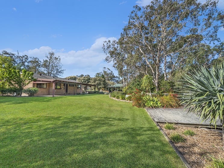Click to view all images 637 Wisemans Ferry Road South Maroota NSW 2756 - Image 2