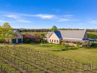 Click to view all images 657B Milbrodale Road Broke NSW 2330 - Image 2