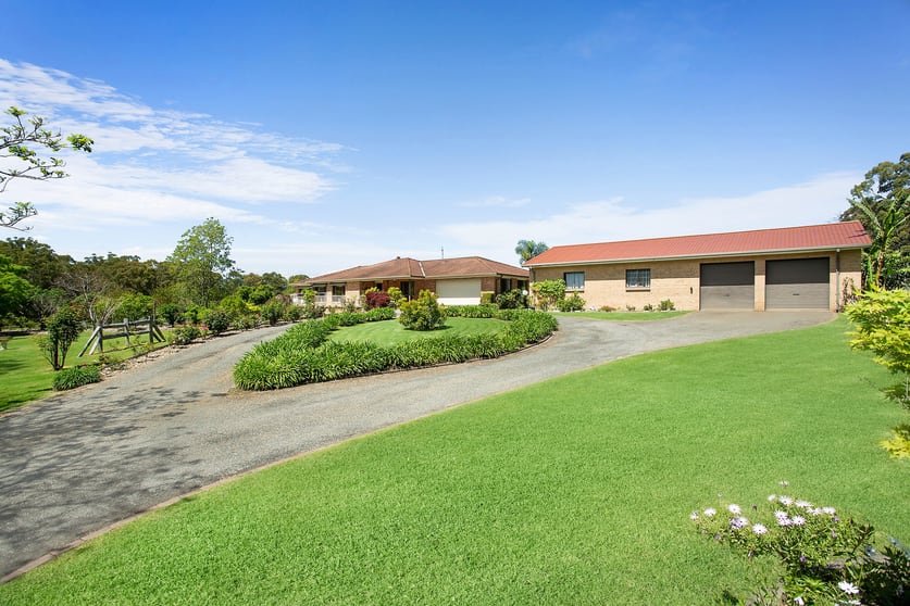 Click to view all images 120 Woollamia Road Falls Creek NSW 2540 - Image 3
