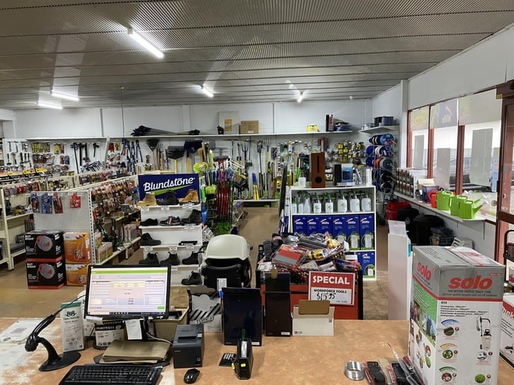 Click to view all images Homeware & Hardware business for sale in Corowa - Image 3