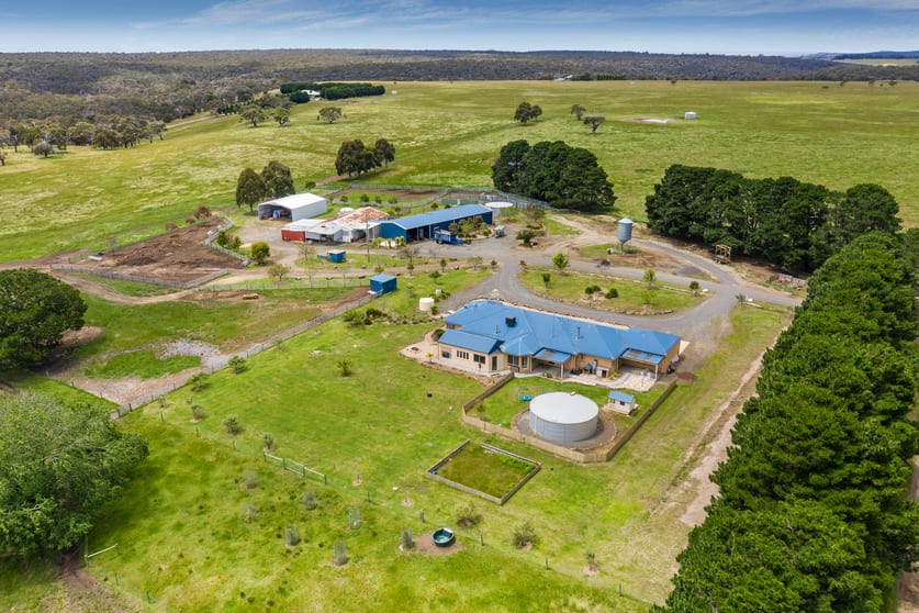 Click to view all images 117 Greens Lane Beremboke VIC 3342 - Image 1