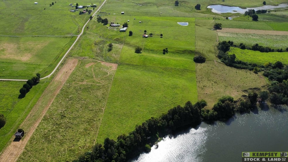 Click to view all images 1 Nelsons Wharf Road Aldavilla NSW 2440 - Image 2