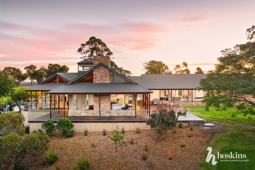 Click to view all images 177-179 Jumping Creek Road Wonga Park VIC 3115 - Image 1