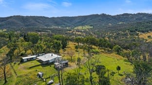 'Solitaire' 1191 New England Gully Road Tamworth NSW 2340 - Image 1