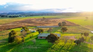 Click to view all images 695 Henry Lawson Drive Mudgee NSW 2850 - Image 3