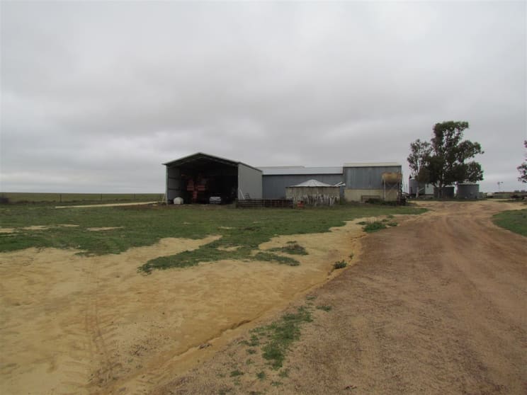 Click to view all images 2299 Buntine - Marchagee Road Marchagee WA 6515 - Image 2