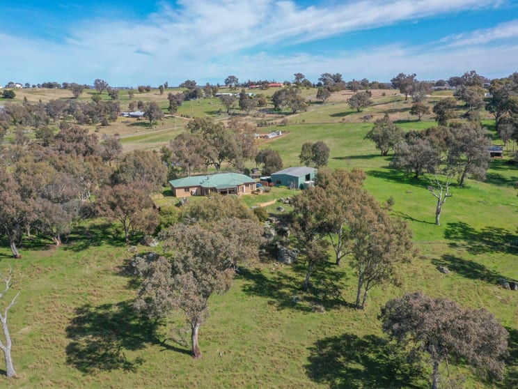Click to view all images Young NSW 2594 - Image 1