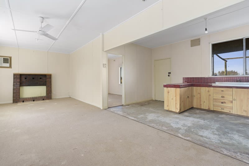 78 Clements Road Cobdogla SA 5346 - Image 2