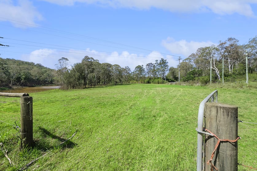 Click to view all images 395 Wisemans Ferry Road Cattai NSW 2756 - Image 3