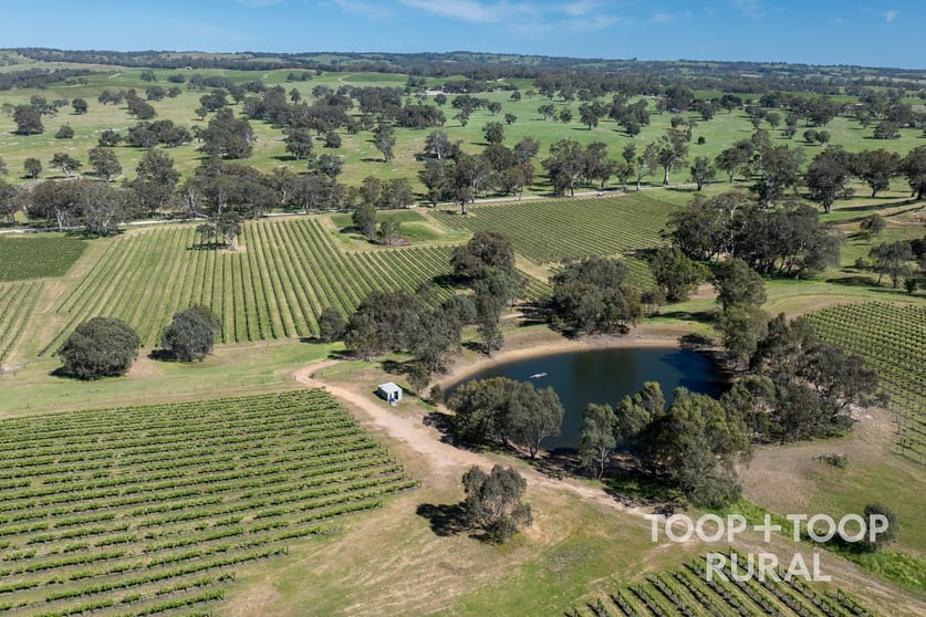 Click to view all images 705/ Craneford Road Flaxman Valley SA 5235 - Image 3
