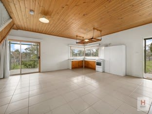 Click to view all images 292 Scotts Road Cooma NSW 2630 - Image 2