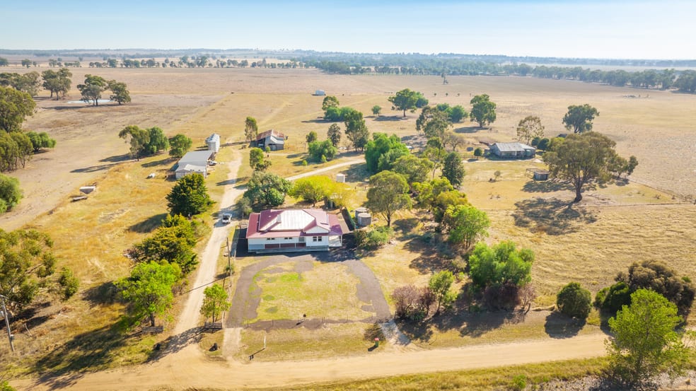 Click to view all images Caringa Lane Corowa NSW 2646 - Image 3