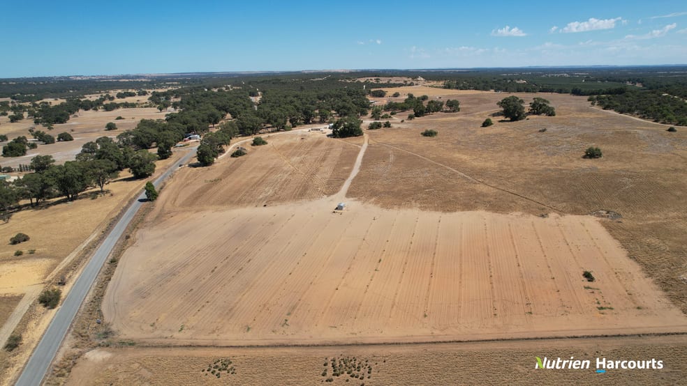 Click to view all images Lot 250 Nabaroo Road Cowalla WA 6503 - Image 2