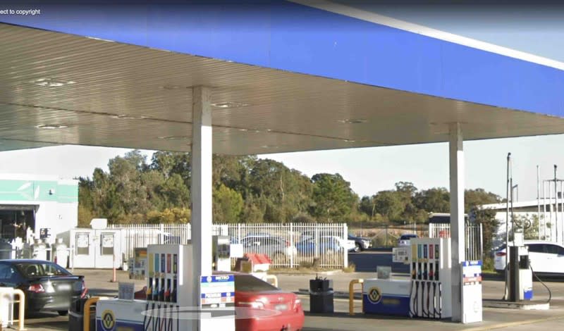 Click to view all images Service Station business for sale in Mid North Coast NSW - Image 2