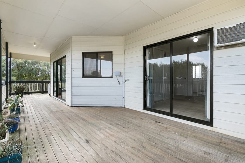 Click to view all images 293 Louds Hill Road Willunga South SA 5172 - Image 2