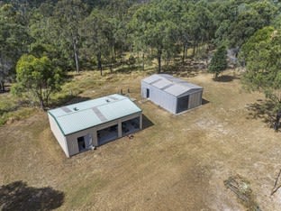 Click to view all images 17 Crans Road Dalysford QLD 4671 - Image 3