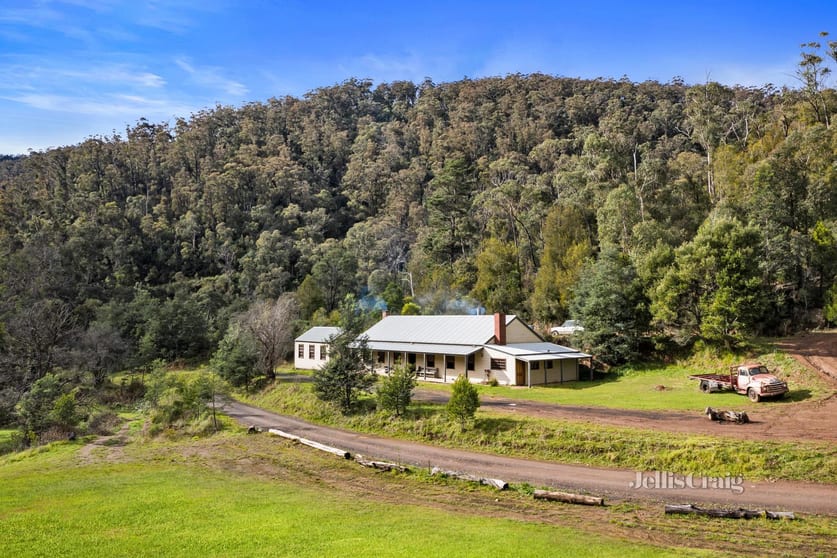 Click to view all images 1 Coopers Creek Road Coopers Creek VIC 3825 - Image 2