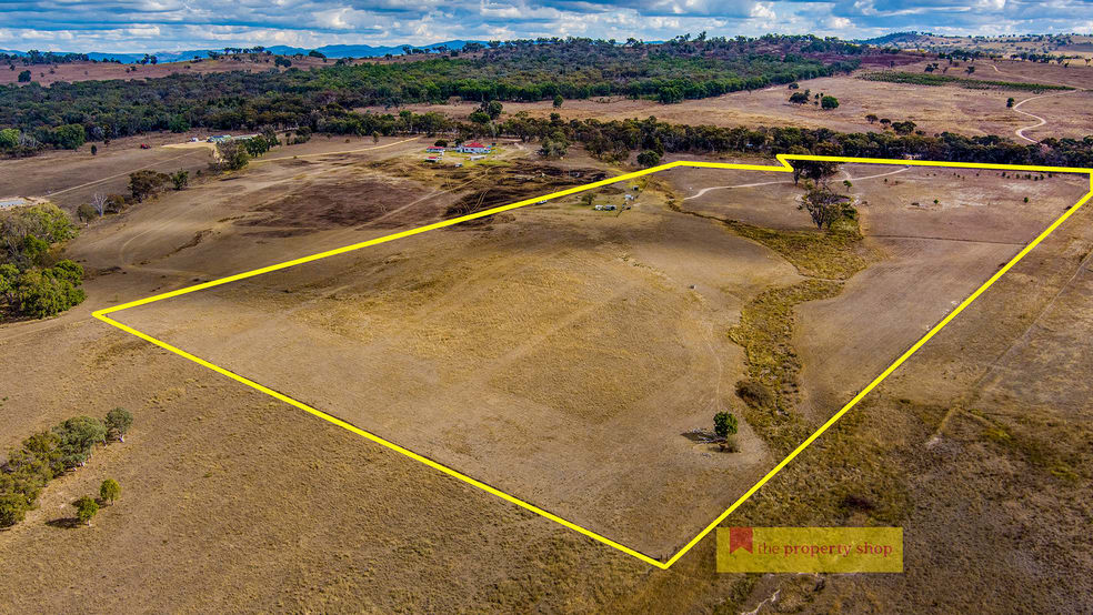 Click to view all images 1530 Henry Lawson Drive Mudgee NSW 2850 - Image 3