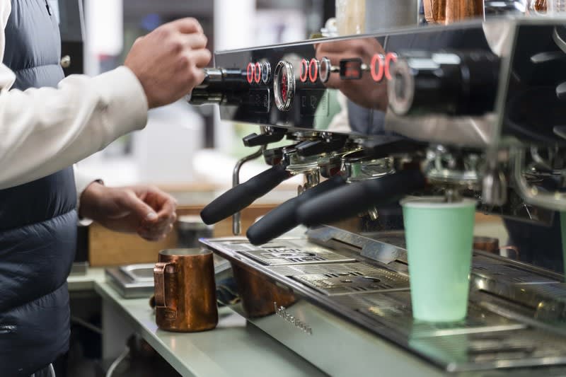 Click to view all images Cafe & Coffee Shop business for sale in Canberra Airport - Image 3