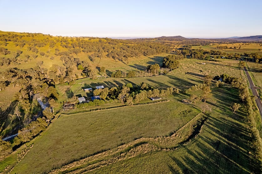 Click to view all images 762 Warrah Creek Road Willow Tree NSW 2339 - Image 3