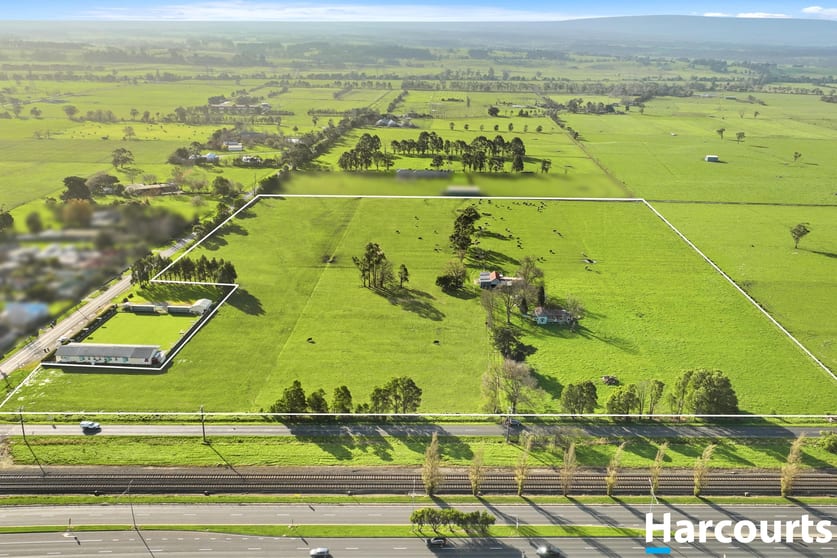 Click to view all images 1736 Waterloo Road Yarragon VIC 3823 - Image 3