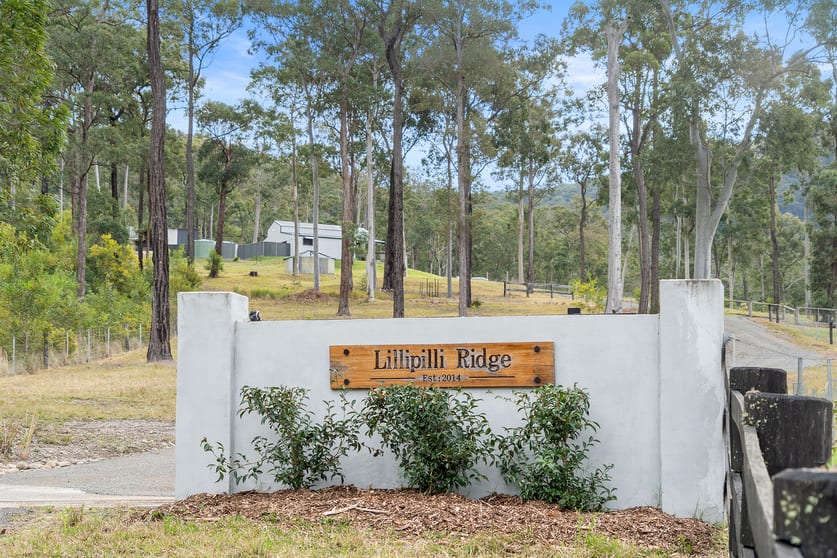 Click to view all images 72 Lillipilli Close Booral NSW 2425 - Image 1