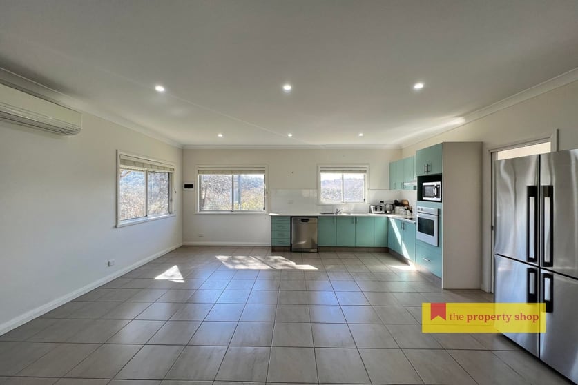 Click to view all images 63 Anderson Road Mudgee NSW 2850 - Image 3