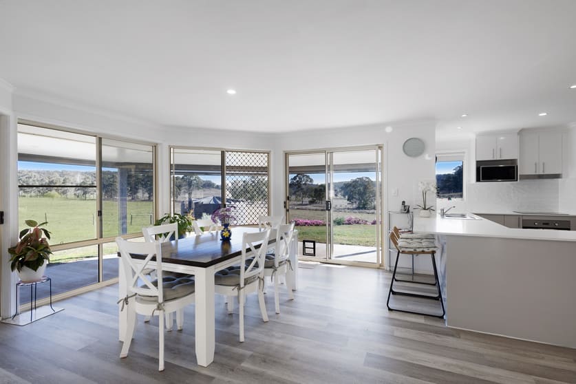 Click to view all images 242 Goombungee Kilburnie Road Goombungee QLD 4354 - Image 3