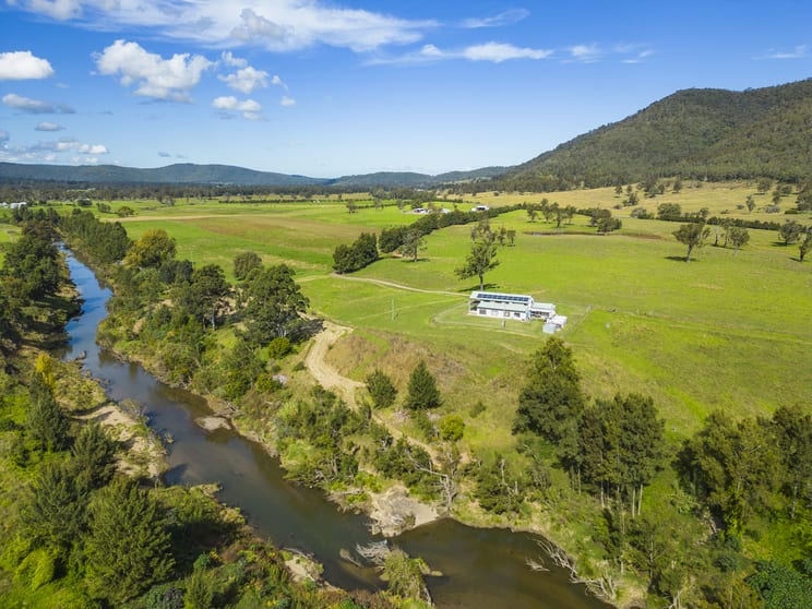 Click to view all images 598 Gresford Road Vacy NSW 2421 - Image 3