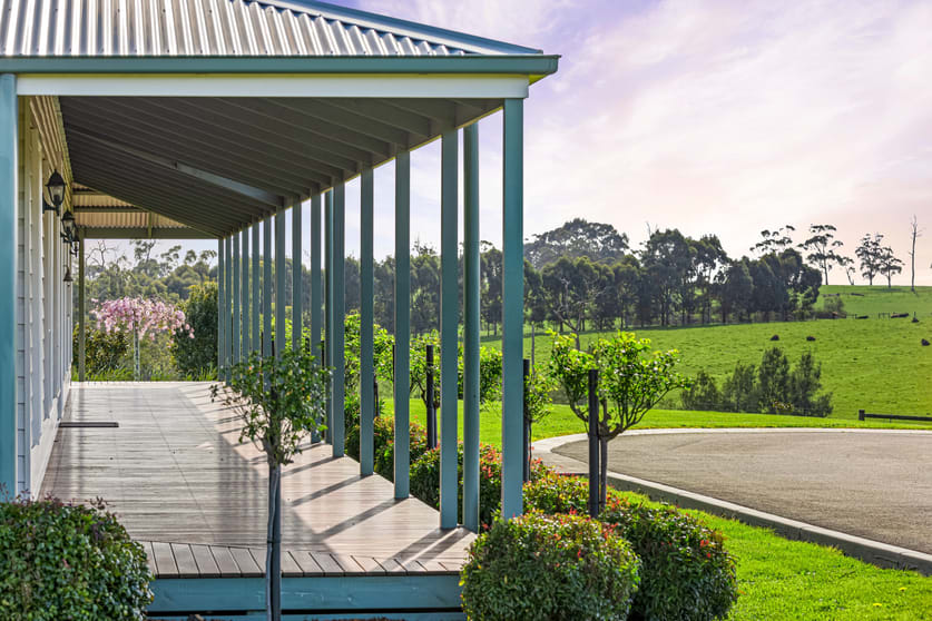 Click to view all images 143 Invermay Road West Athlone VIC 3818 - Image 2