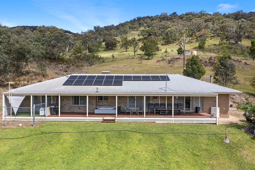 Click to view all images 2028 Murray River Road Talgarno VIC 3691 - Image 2