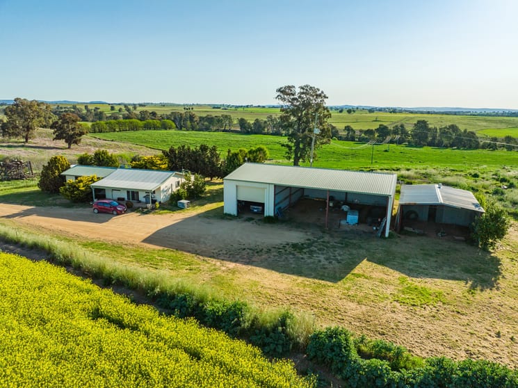 Click to view all images 1 Cudgelo Lane Cowra NSW 2794 - Image 3