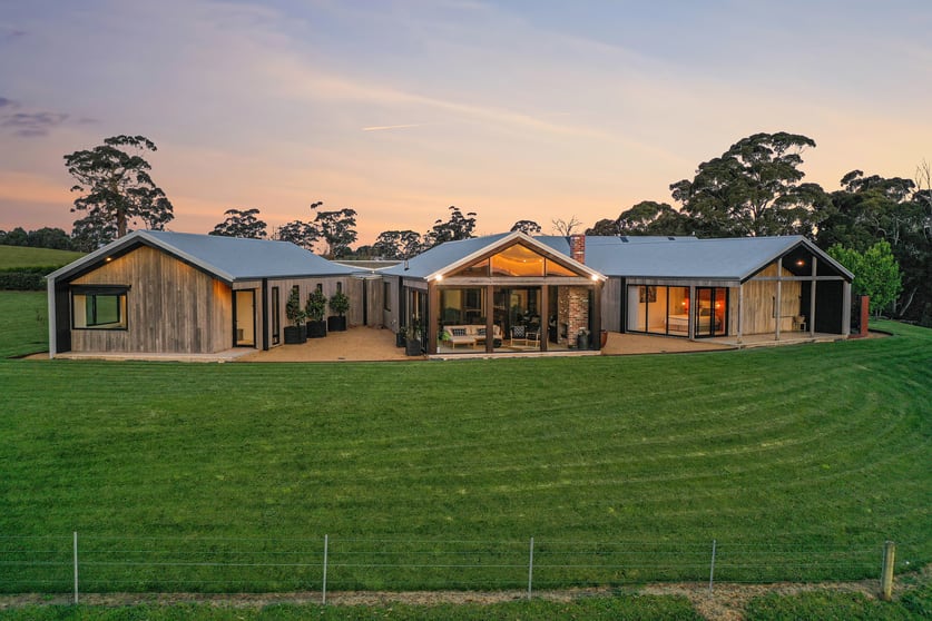 Click to view all images 176 Peerewerrh Road Millbrook VIC 3352 - Image 1