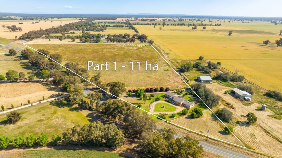 Click to view all images 533 Redlands Road Corowa NSW 2646 - Image 2