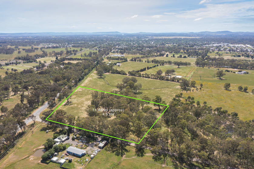Click to view all images CA33 Golden Vale Rd Benalla VIC 3672 - Image 1