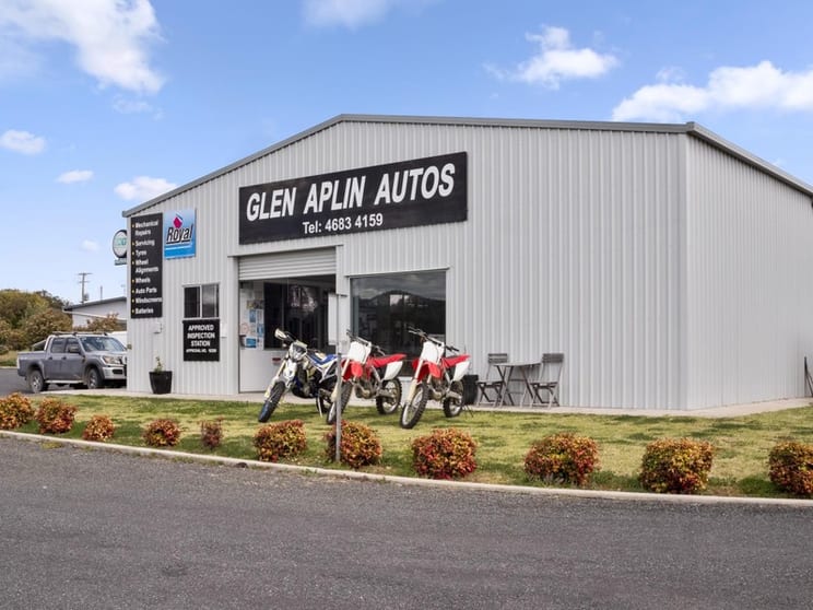 Click to view all images Automotive & Marine business for sale in Stanthorpe - Image 1