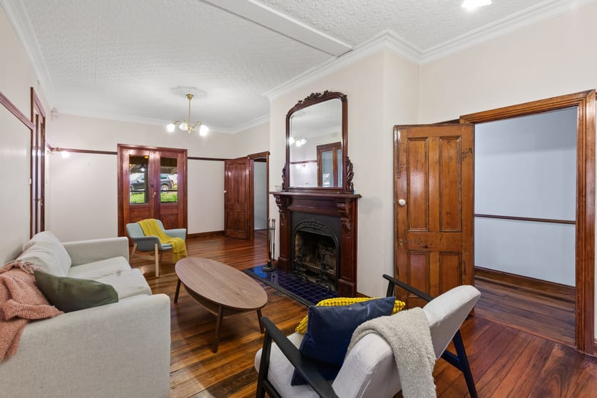 Click to view all images 1195 Howes Creek Road Mansfield VIC 3722 - Image 2