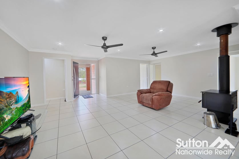 Click to view all images 167 Goyan Rd New Moonta QLD 4671 - Image 2