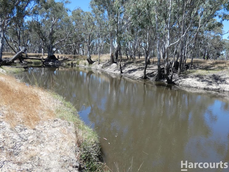 Click to view all images 360 Asplins Road Quantong VIC 3401 - Image 2